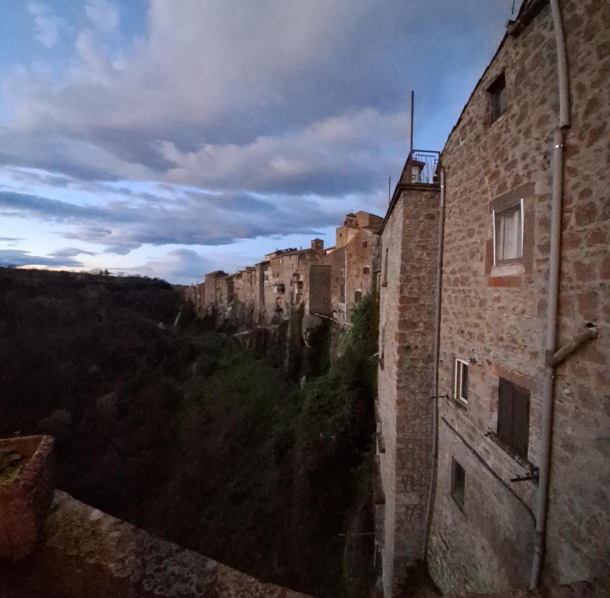 Sospesi Nel Borgo Vitorchiano Exterior photo