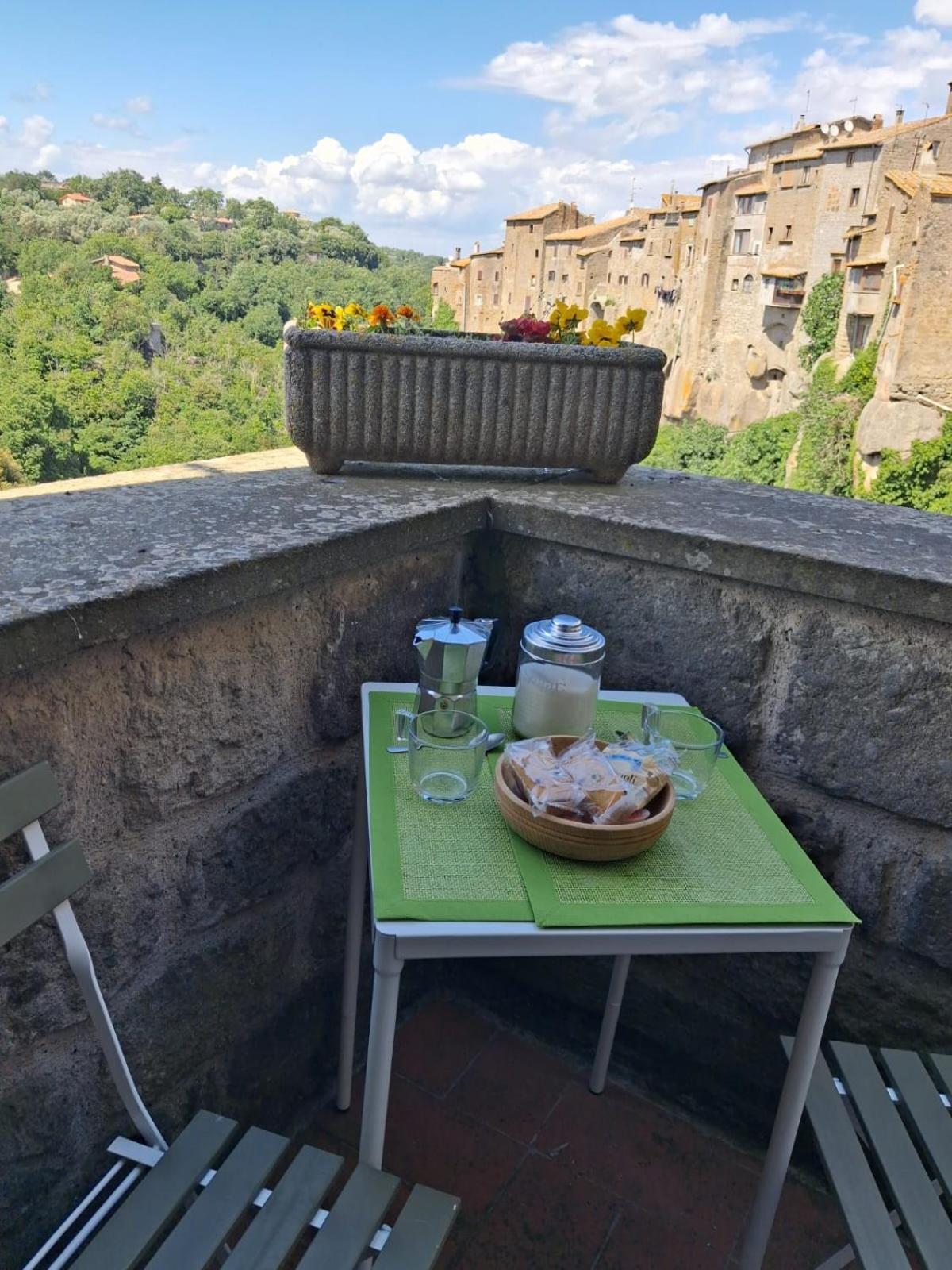 Sospesi Nel Borgo Vitorchiano Exterior photo