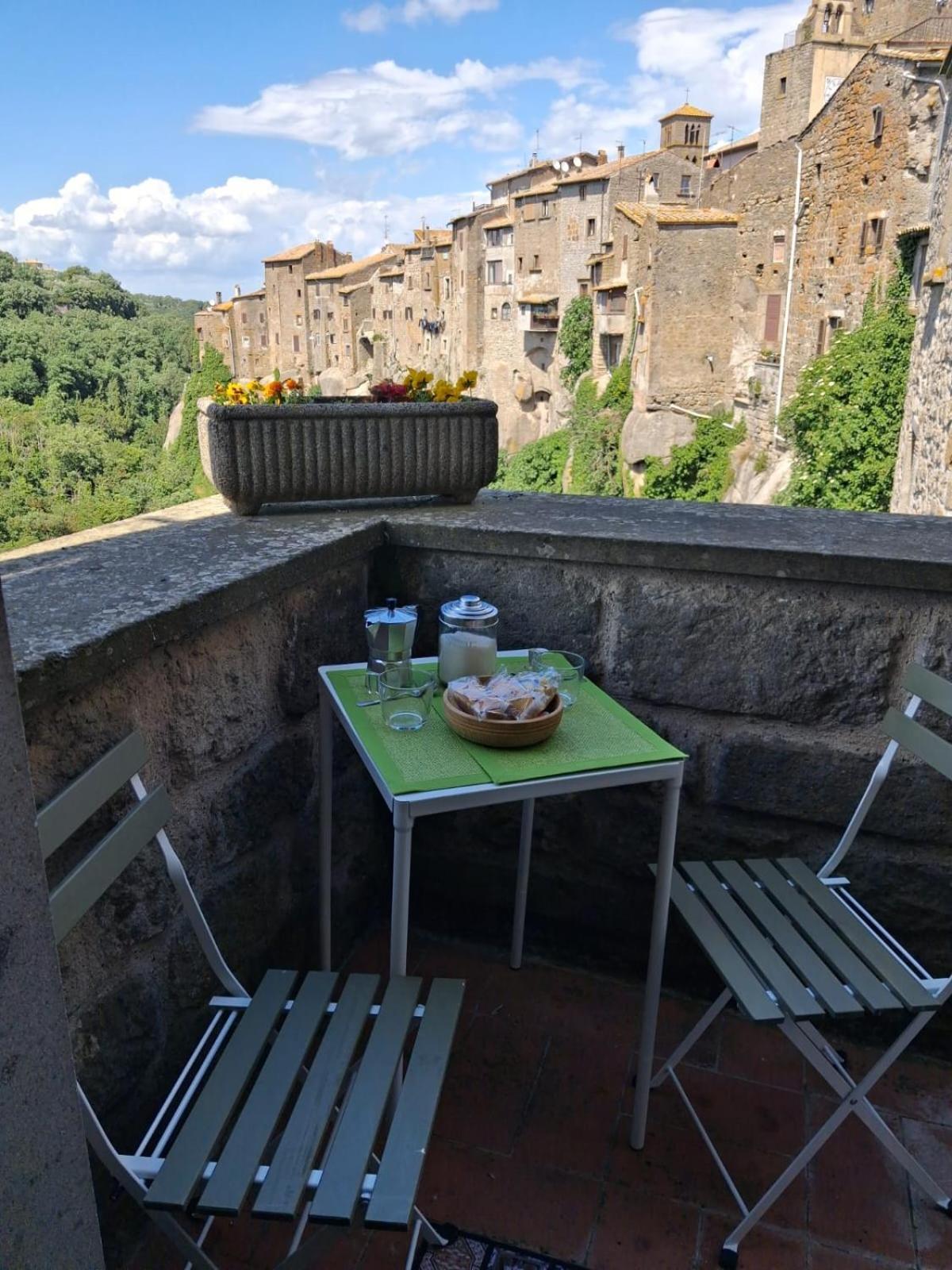 Sospesi Nel Borgo Vitorchiano Exterior photo